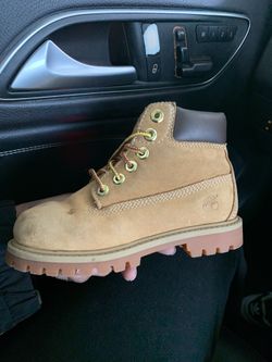Timberlands Boots Boys Size 10