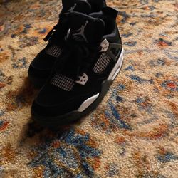 Black And White Air Jordan Thunders 4’s Retro