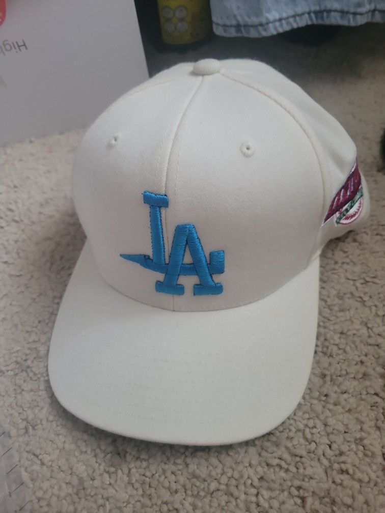 LA Snap Back Classicos