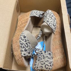 Toms platform wedge