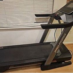 Almost new Threadmill!