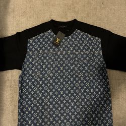 L.o.u.i.s T Shirt . Size Small Medium Large Xl N 2xl