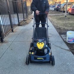 Lawnmover Brute Push In Excellents Conditions 