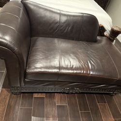 Brown Leather Couch (north Shore Ashley Furniture)