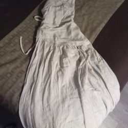 Woman's Linen Dress