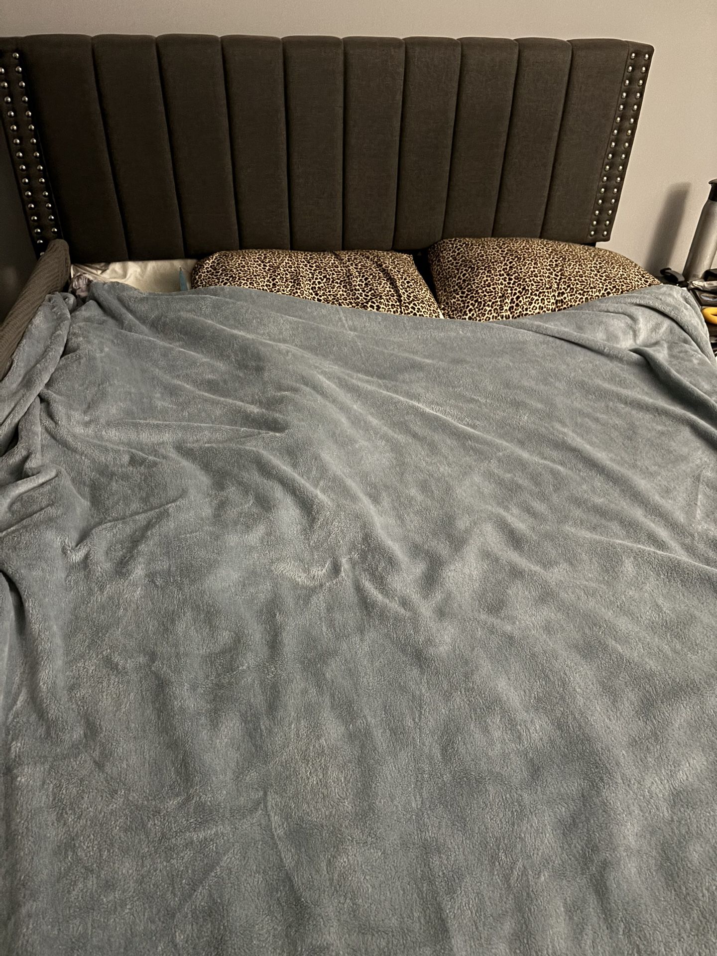 Queen Size Bed Frame And Mattress