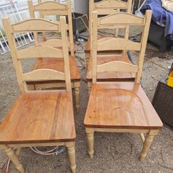Price Is Firm.. Six Beautiful Farmhouse Rustic Kitchen Chairs