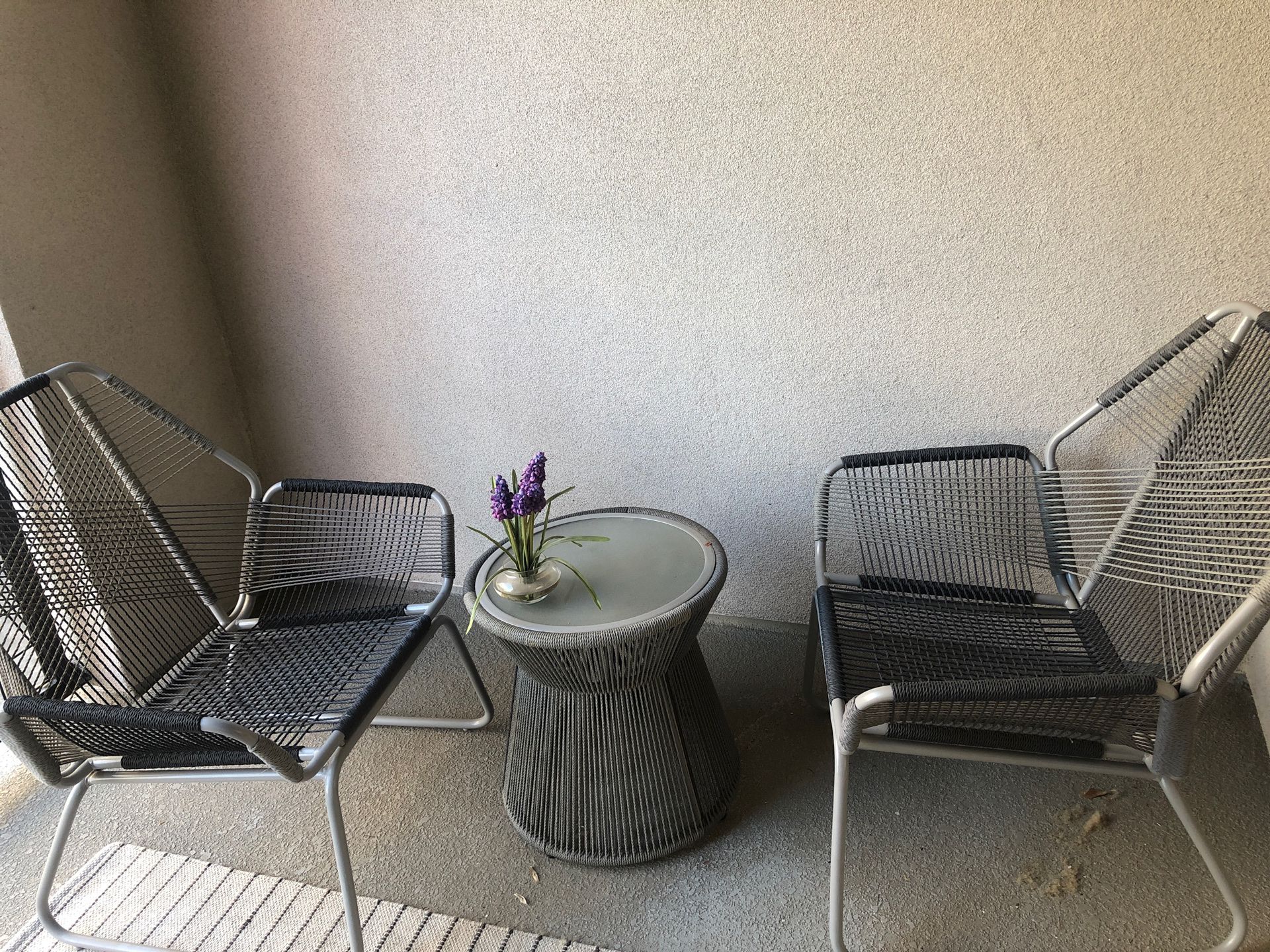 Outdoor patio furniture set