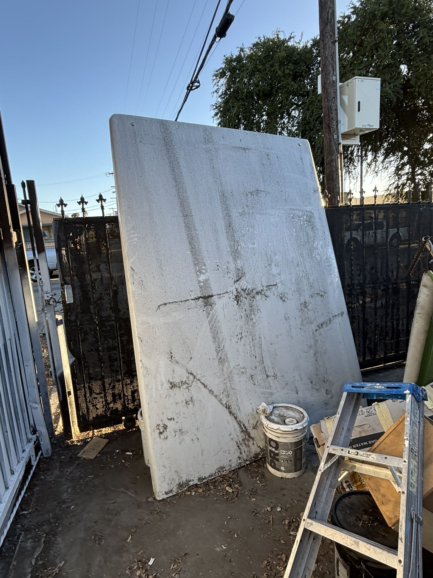 F-150 Tonneau Cover White 8’