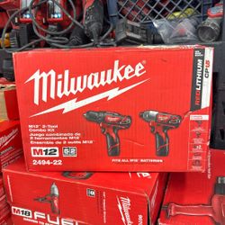 Milwaukee M12 Combo Drill And Impact With 2 Batteries And Charger 
