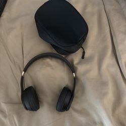 beats solo 4 