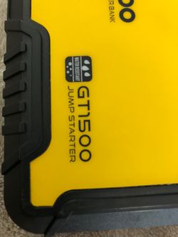 GOOLOO Jump Starter Power Bank