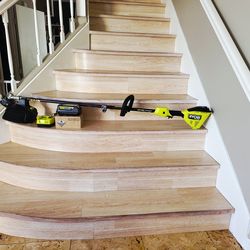 Ryobi 40V HP Brushless 16 in. Cordless Carbon Fiber Shaft  String Trimmer with 4.0 battery/charger