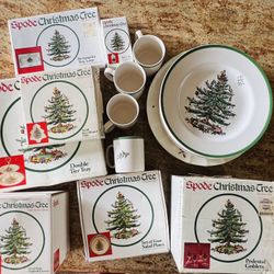 Spode Christmas China Collective Set