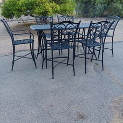 Patio Furniture Counter Height Bar Table and 6 Barstools Set