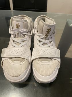 Jordan Zion 2 White Metallic Gold shoes men size 7.5