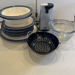 Vintage Pfaltzgraff Kitchenware lot