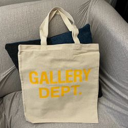 Gallery Department Dept Stop Being Racist Tote Bag New