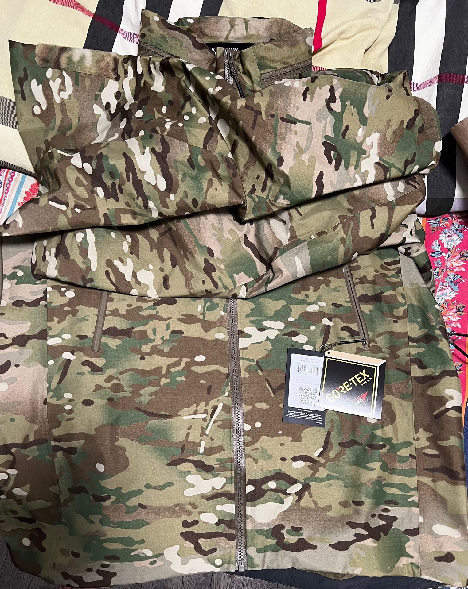 Brand New arc'teryx leaf alpha gen2.1