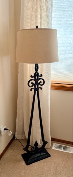 Pottery Barn Lamp