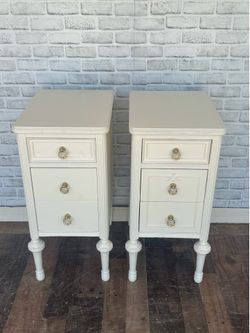 Vintage Nightstand Set