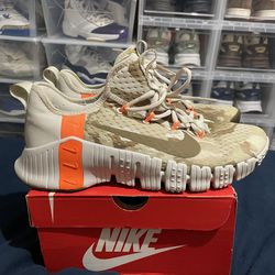 Fits 11/11.5 Nike $40 FIRM NO TRADES