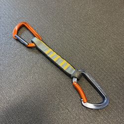 Petzl Spirit Express Quickdraw 17cm Straight Bent Gate Climbing EUC Caribiners