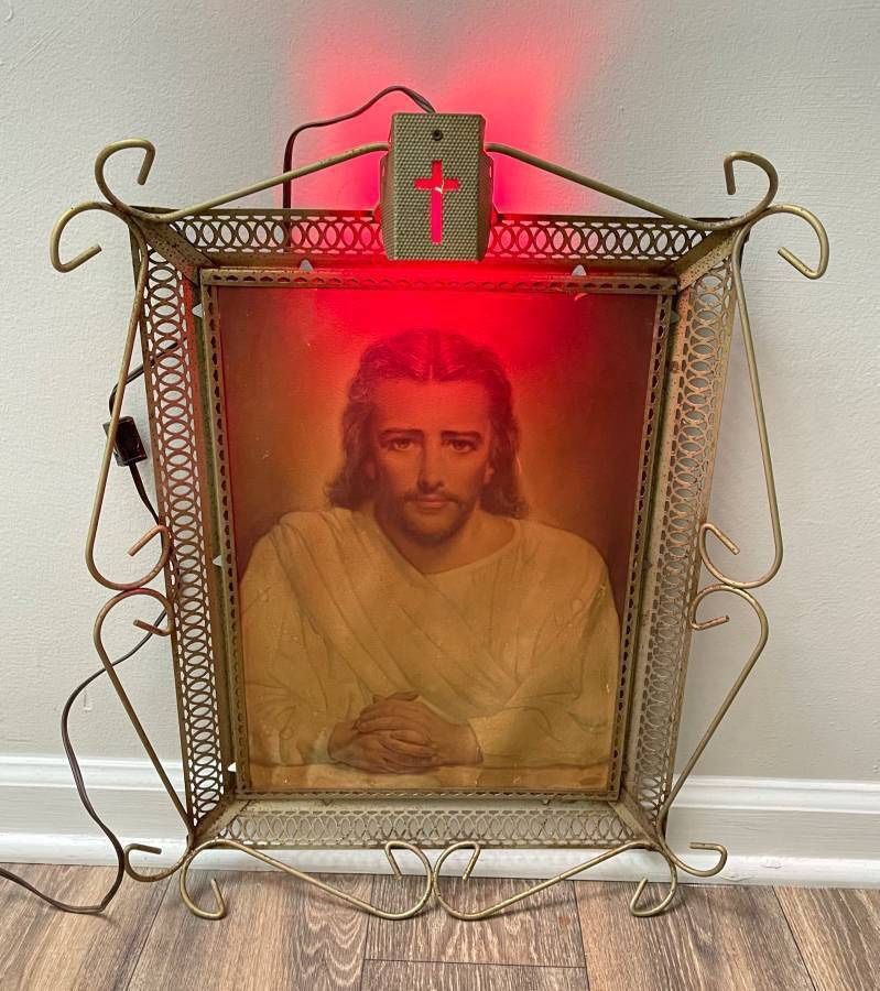 Vintage Antique Peter V. Bianchi Jesus Christ Picture Ornate Brass Filigree Lighted Wall Frame