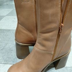 Womans Boots