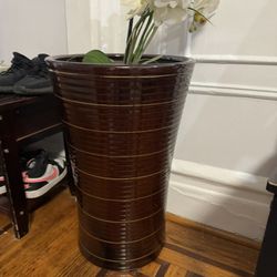 Flowers Pot/ Vase