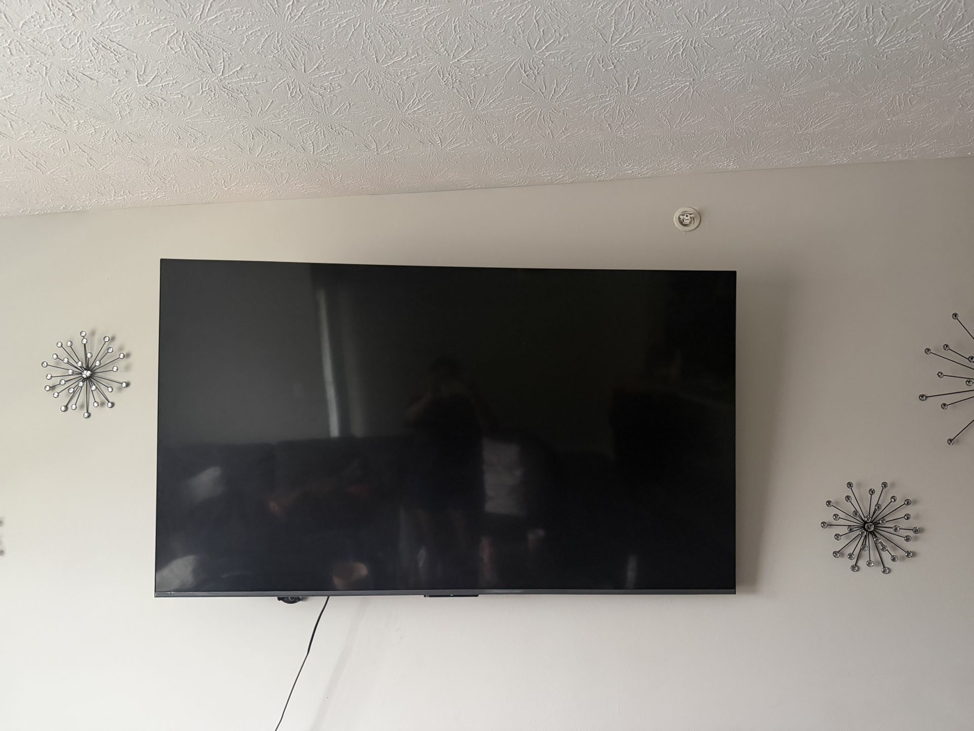 65 Inch Tv