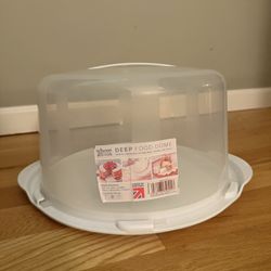 Food Dome - GREAT for traveling with cakes! 