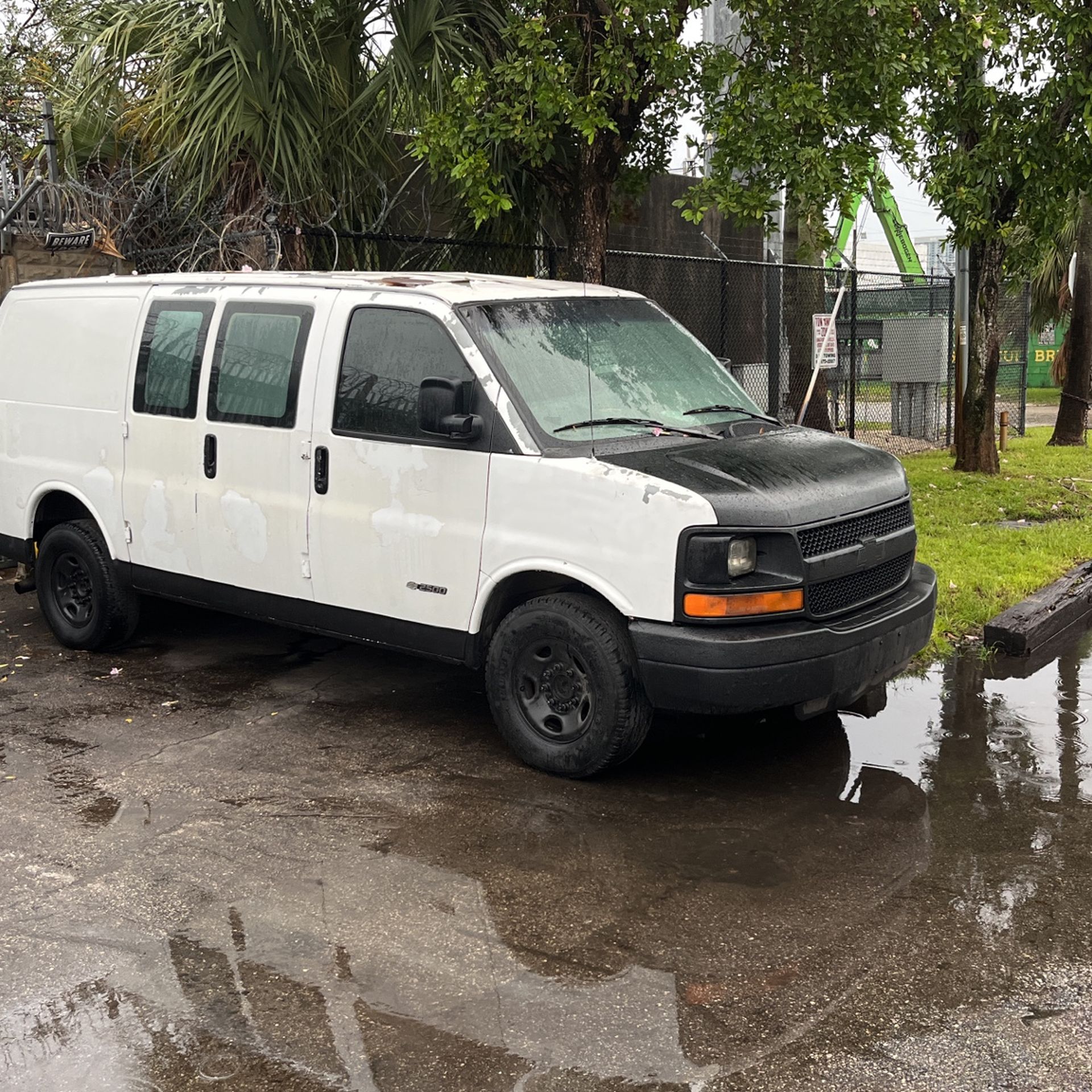 07 Chevy Silverado Express Cargo Van Gmc Savana 03 08