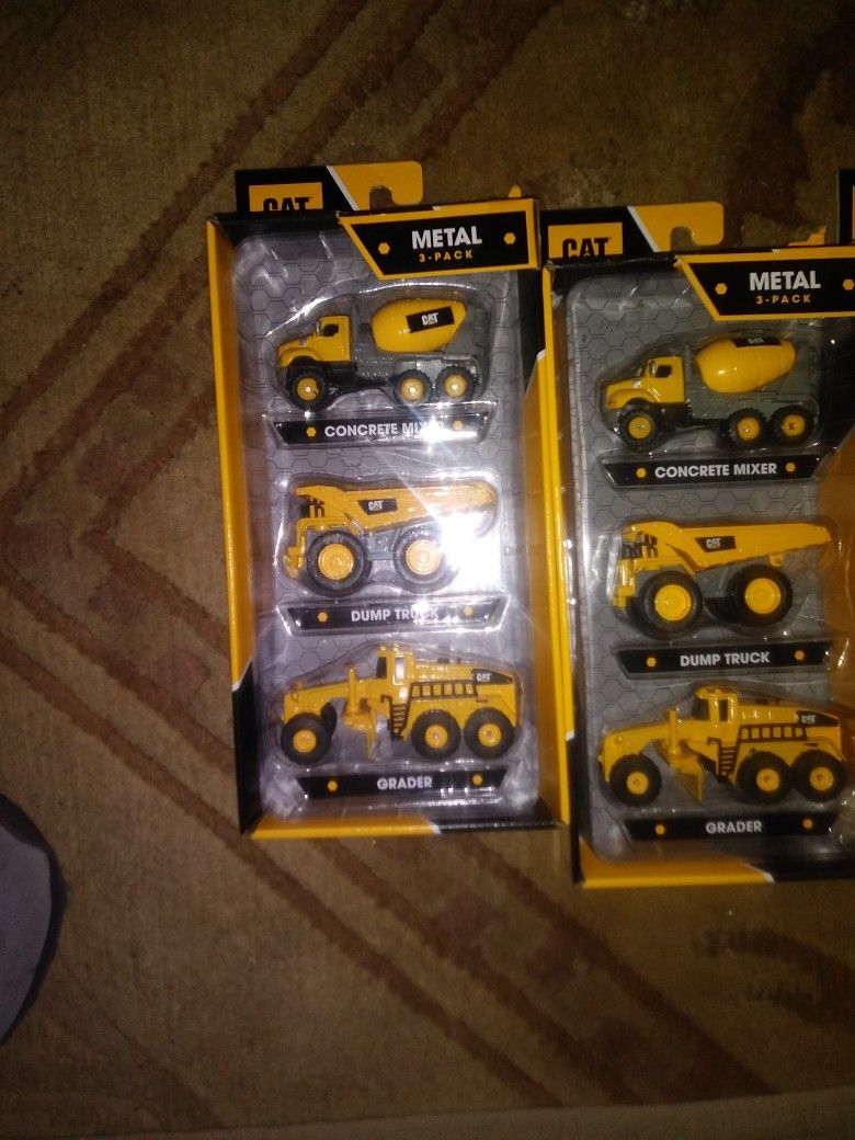 Cat Trucks