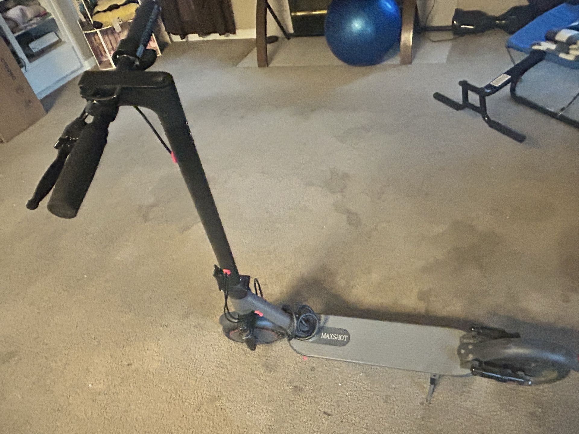 Electric scooter