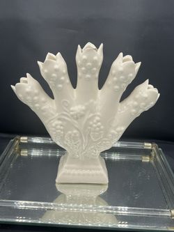 Vintage Leart Five Finger Bud Vase with Grapes Design