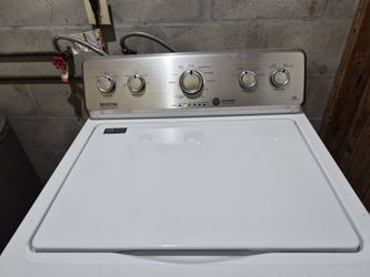 MAYTAG Washer In Dryer