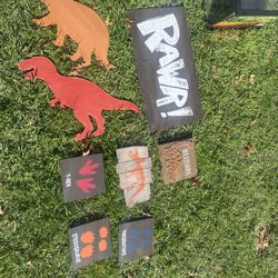 Dino Decor