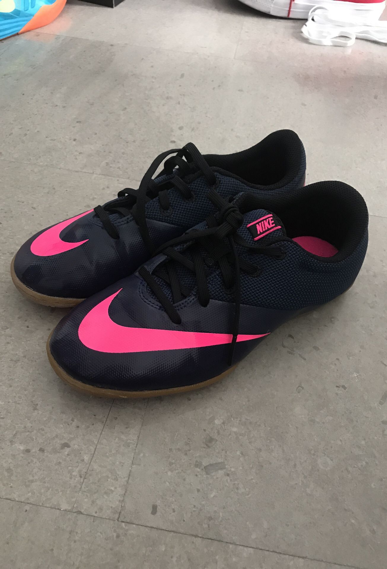 Size 5.5 Nike Indoor Turf soccer Shoes