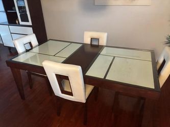 Dining room set