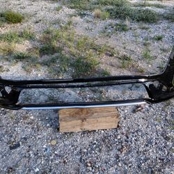 2022 Cadillac Ct5 Lower Bumper Grill One Piece Goes From Fog Light To Fog Light OEM Part