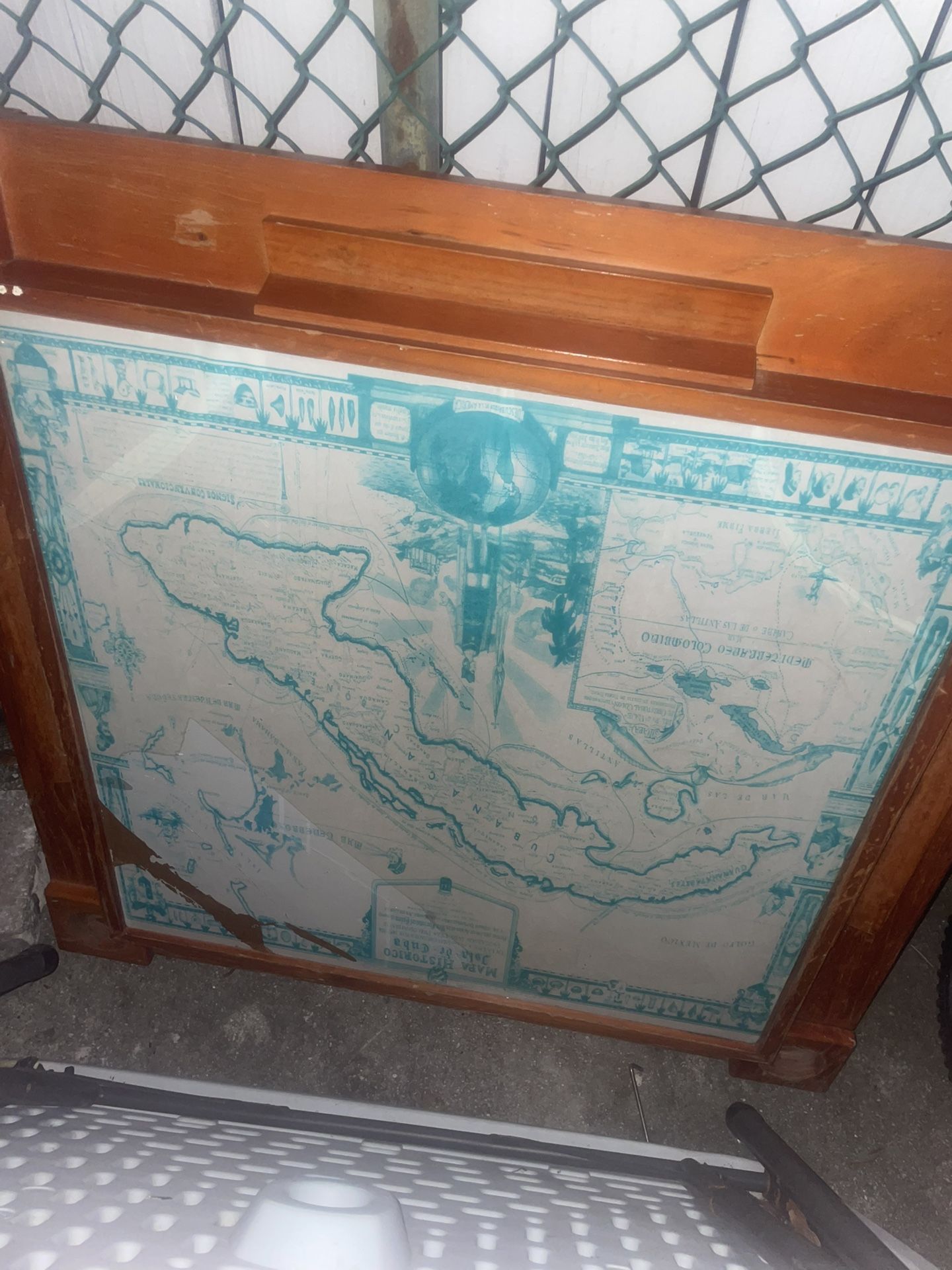 Dominoes Table With Cuba Map
