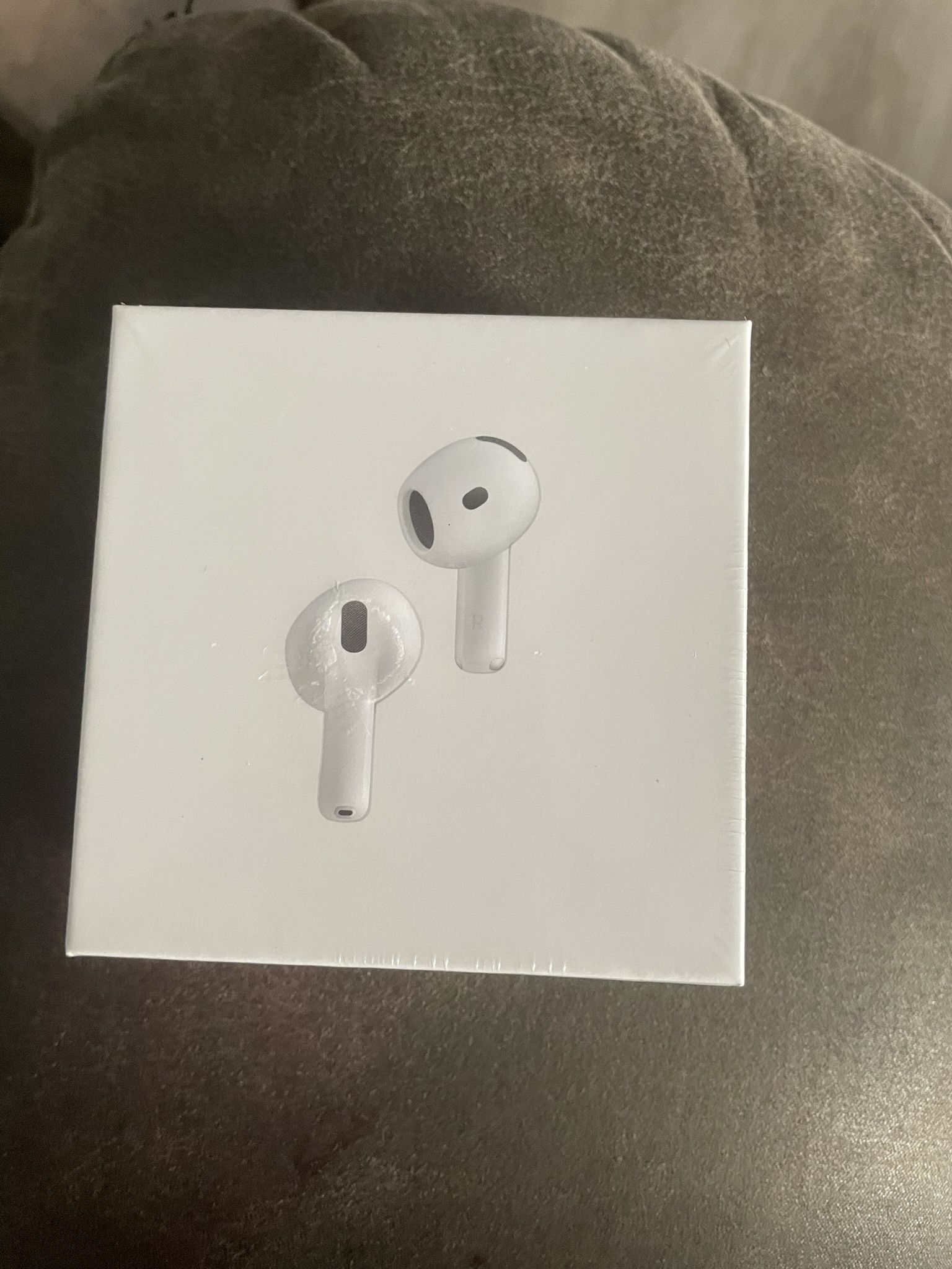 AirPod Gen 4
