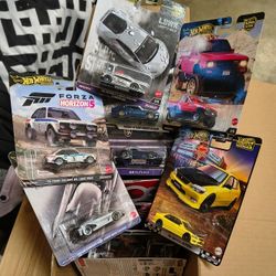 23 Premium Hot Wheels