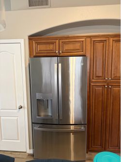 GE Refrigerator