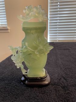Vintage Jade sculptured vase