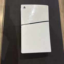 PS5 with Disc drive With 1tb storage Price Is Negotiable