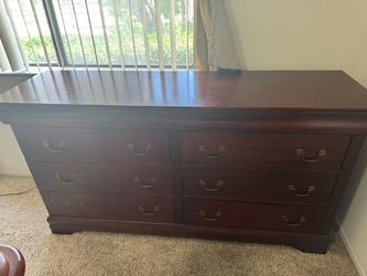 Dark Cherry Wood 6-Drawer Dresser