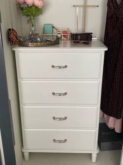 IKEA 4 drawer dresser
