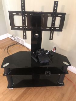 TV stand With three shelves